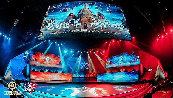 显著减小随 显著减小随